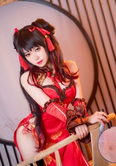 欧美美女豆沙色_高清免费观看