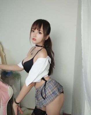 欧美万圣节气氛屋子_720完整版观看