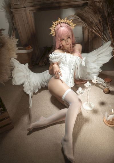 女人18片毛片60分钟黄菲菲_BD英语高清在线