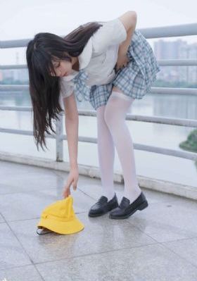 欧美风上衣女性感_高清在线观看