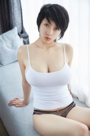 成人精品视频一区二区在线_720电影免费在线