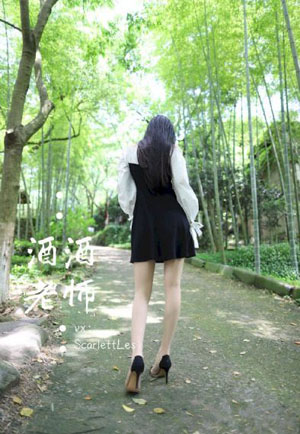 五月拍摄沟厕美女嘘嘘_BD英语迅雷电影在线