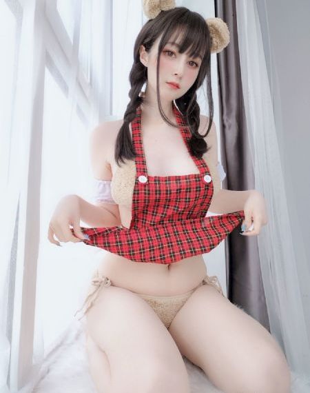 亚洲色精品vr一区二区三区_超清手机在线看