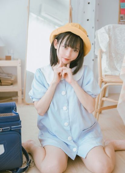欧美带风帽羽绒服街拍_超清日本电影免费