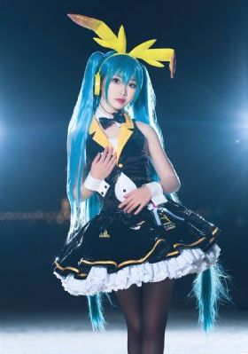 夜夜操综合网_JVID性感写真