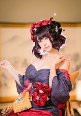 欧美原浆牛仔裤街拍_DVD影视在线观看