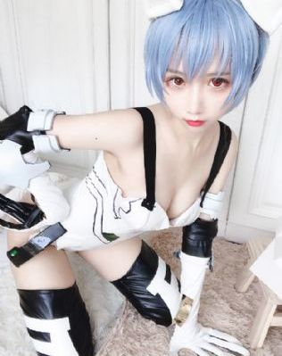日韩性感美女图_BD英语在线播放观看