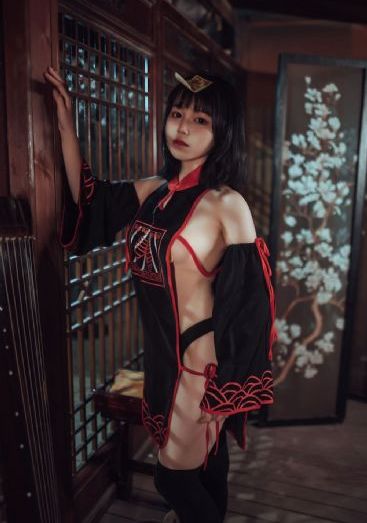 国产骚美女_国产剧电影在线观看